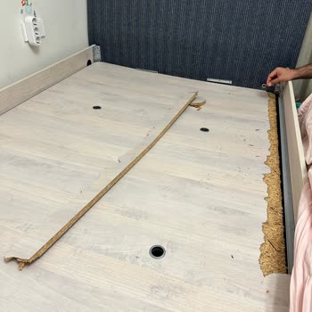 Yanlış Montaj Sebebiyle Çöken Yatak Ve Çilek Mobilya'nın İlgisizliği