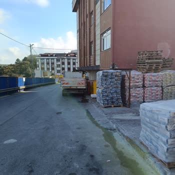 Çocukların Güvenliği Tehlikede: Kaldırımlar Kapalı