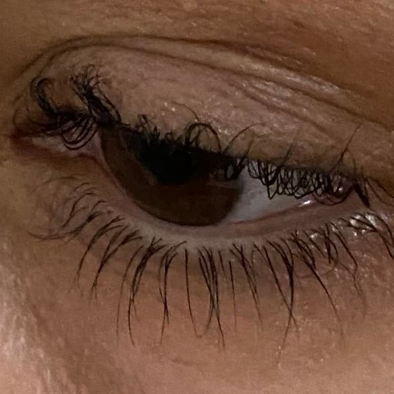 Viola Güzellik Salonu Kirpik Pişmanlığı