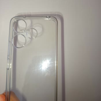 Xiaomi Şeffaf Kılıfın Hızla Sararması Üzdü