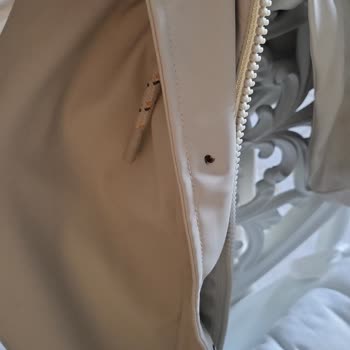 DeFacto Yağmurlukta Düğme Sorunu Ve Müşteri Hizmetleri Hayal Kırıklığı