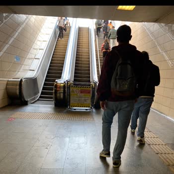 İTÜ Ayazağa Durağındaki Yürüyen Merdiven Sorunu