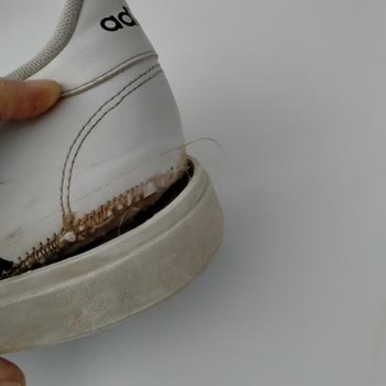 Adidas Ayakkabıda 4 Ayda Taban Açılması Ve İade Sorunu