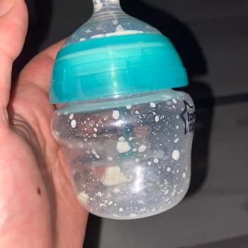 Bebelac Gold 1 Formula Doesn't Dissolve Properly – Caused Severe Vomiting and Diarrhea