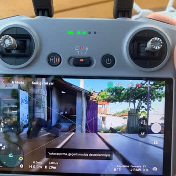 DJI Mini 4 Pro Combo Kamera defekt nach wenigen Flügen und Servicereparatur erfolglos