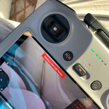 DJI Mini 4 Pro Combo Kamera defekt nach wenigen Flügen und Servicereparatur erfolglos