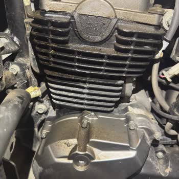 Hero Xpulse 200 4V: Yağ Kaçağı Sorunu Ve Eksik Çözüm