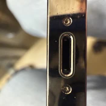 Apple Mağazasında Tamir Krizi: Güvenlik Vidaları Sorunu