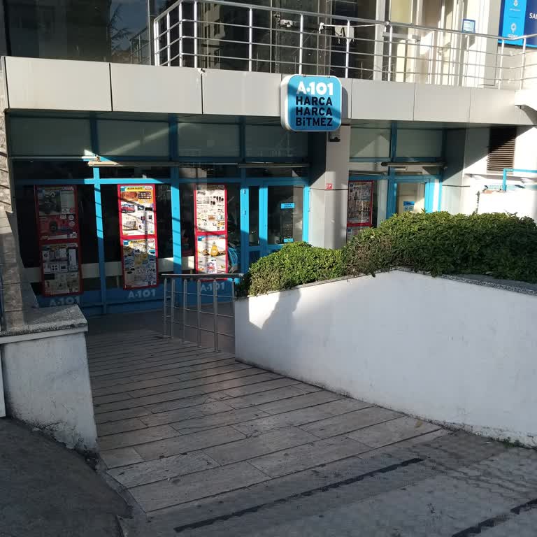 A101 Mağaza Çalışanının Davranışı Müşterileri Mağdur Ediyor