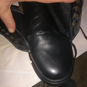 Defolu Ayakkabı Ve Yetersiz Müşteri Hizmeti