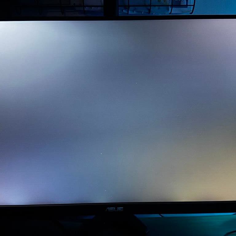 Asus Monitörün Işık Sızması Problemi Ve Yetersiz Garanti Hizmeti