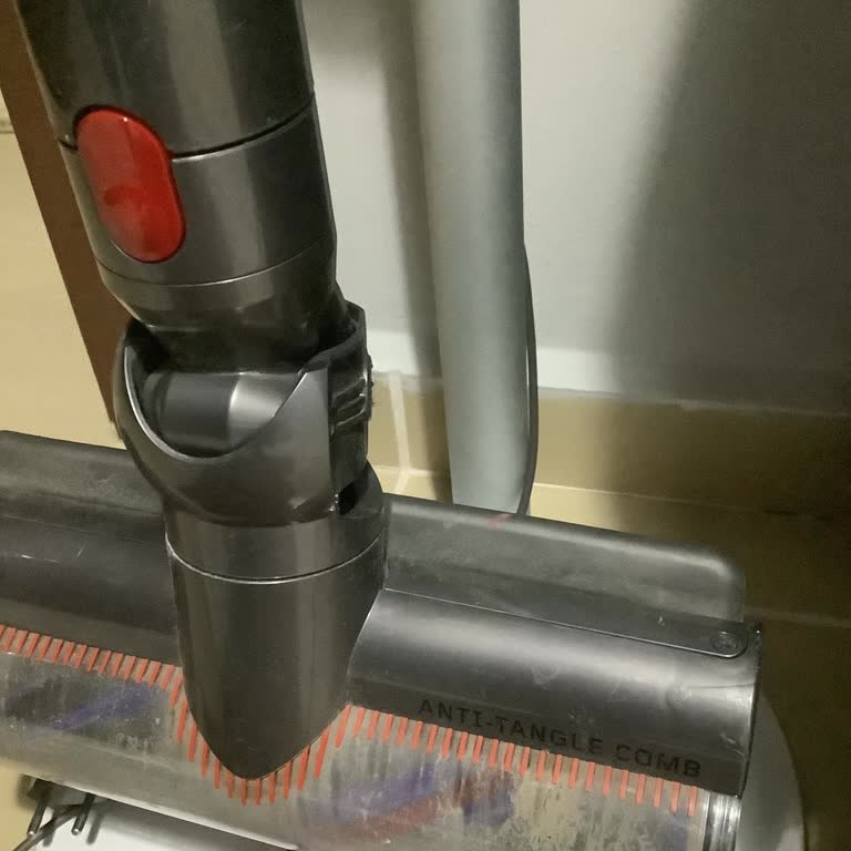 Dyson Delayed My V15 Vacuum Replacement Part for a Month with No Clear Updates