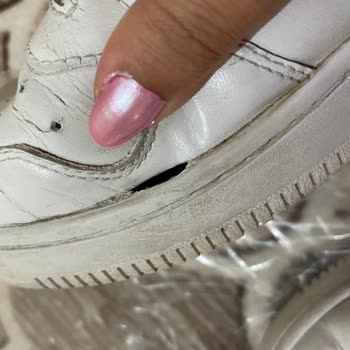 Tommy Hilfiger Ayakkabılarının Kalitesi Hayal Kırıklığı Yarattı
