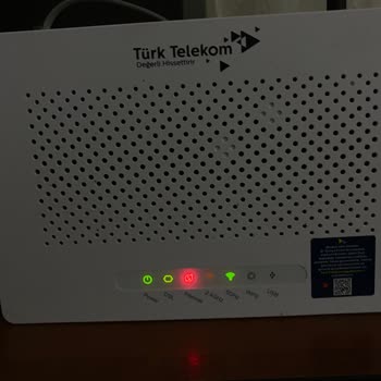 Türk Telekom'un Sürekli Kesilen İnterneti Ve Çözülmeyen Sorunlar