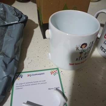 Kırık Kupa Ve İlgisiz Müşteri Hizmeti