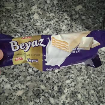 Beyaz Çikolatanın İçinden Çıkan Şok Edici Sürpriz