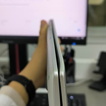Teknosa Laptopum Serviste Hasar Aldı Ve Ücret Talep Ediliyor