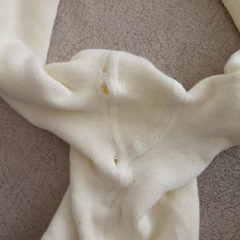 Yanlış Renk Ve Yırtık Çorap Şoku