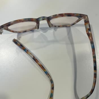 Kalitesiz Ürün Ve İlgisiz Müşteri Hizmetleri