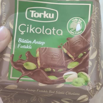 Çikolata Paketinden Canlı Böcek Çıktı