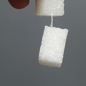 BİM'den Aldığım Küp Şekerden Ambalaj Parçası Çıktı