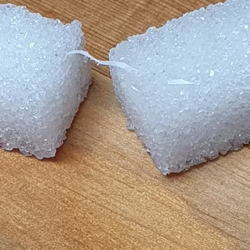 BİM'den Aldığım Küp Şekerden Ambalaj Parçası Çıktı