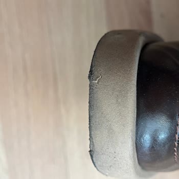 İki Saatte Eskiyen Ayakkabı Şoku