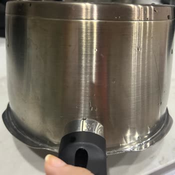 Düdüklü Tencerenin Beklenmedik Kararması