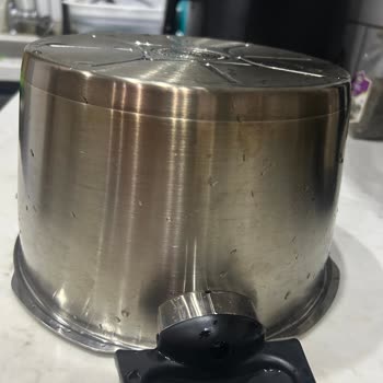 Düdüklü Tencerenin Beklenmedik Kararması