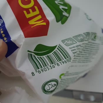 Molped Ped İçinden Böcek Çıktı: Şok Edici Deneyim