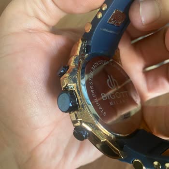 Saatteki Renk Atmaları Ve Garanti Sorunu