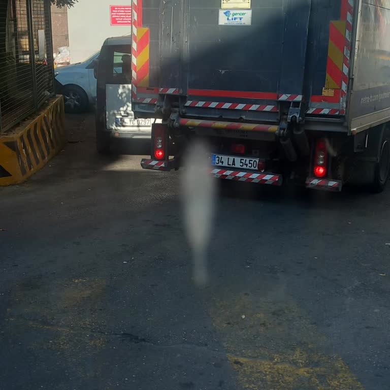 Metro Market Şoförlerinin Eğitimi Yetersiz Mi?