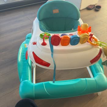 Ebebek Yürüteçte Tekerlek Sorunu