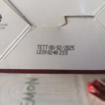 Çikolatada Kurtçuk Şoku: Güvenilir Markaya Güven Sarsıldı