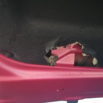 Peugeot 2008 Kaput İzolatörü Kalite Sorunu