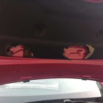 Peugeot 2008 Kaput İzolatörü Kalite Sorunu