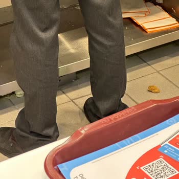 Popeyes Şubesinde Yanlış Anlaşılma Ve Kötü Muamele