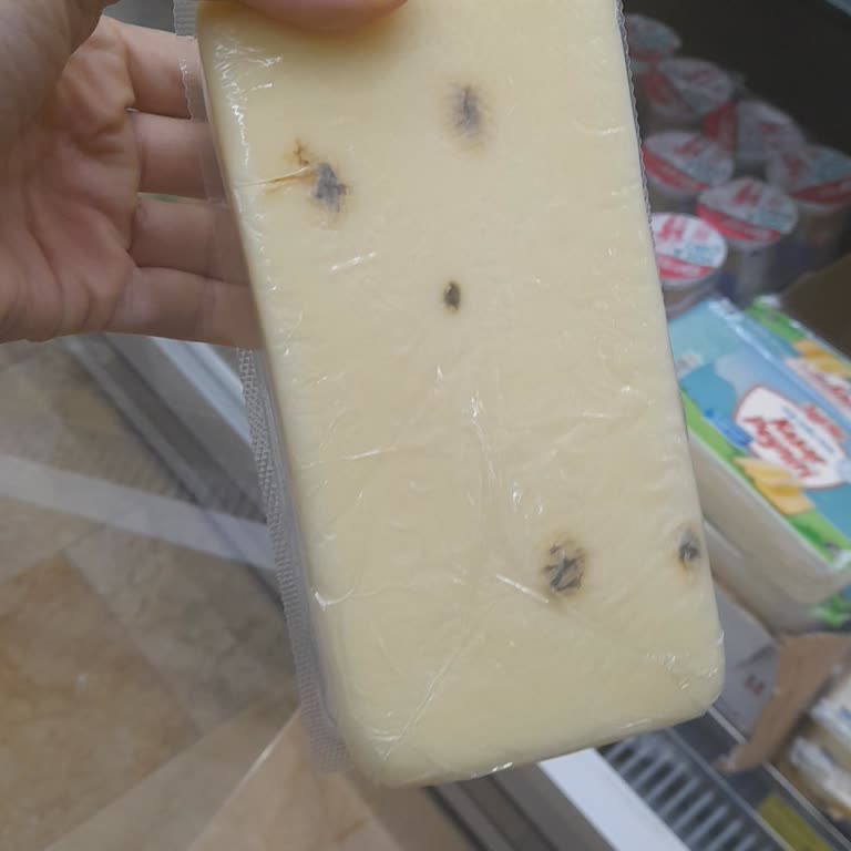 Hakmar'da Küflü Peynir Şoku