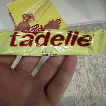 Tadelle Maxi Beyaz Çikolata Kutusunda Boş Paket Şoku