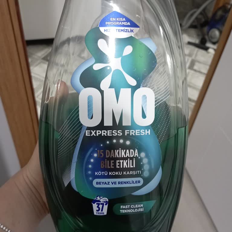 OMO'nun Yeni Ürünü Leke Çıkarmıyor, Sadece Koku Bırakıyor