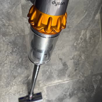 Dyson V15 Submarine Süpürgem Neden Güç Kesiyor?