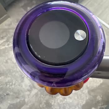 Dyson V15 Submarine Süpürgem Neden Güç Kesiyor?