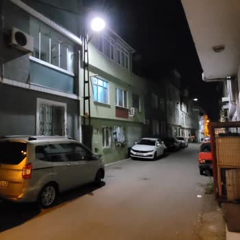 Market Klimasının Gürültüsü Ve Çocuk İşçi Çalıştırılması