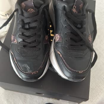 Deforme Olan Ayakkabıya Çözüm Arayışı