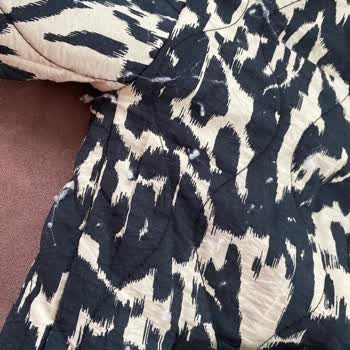 Zara Ceketinde Beklenmedik Kalite Sorunları