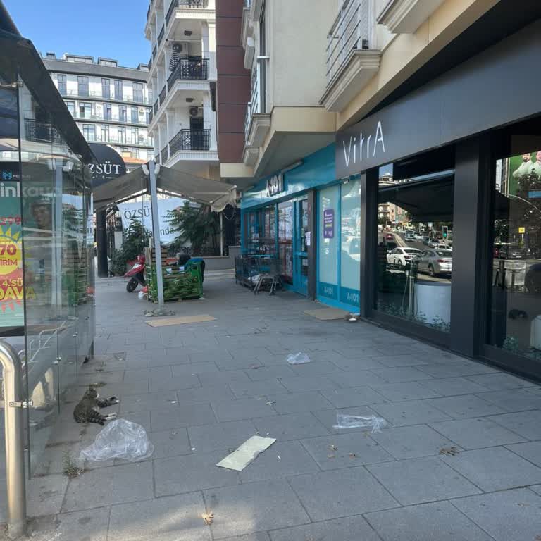 A101 Market Önü Çevre Kirliliği Sorunu
