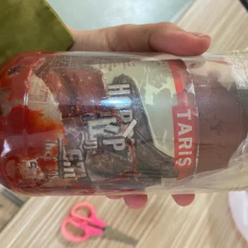 Kargo Teslimatında Cam Kırıkları Ve Ziyan Olan Ürünler