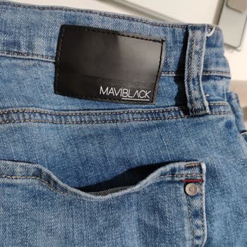 Mavi'den Alınan Jean 4 Ayda Yırtıldı