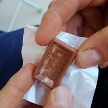 Çikolata Hayal Kırıklığı: Ülker'den Beklenmedik Sorun