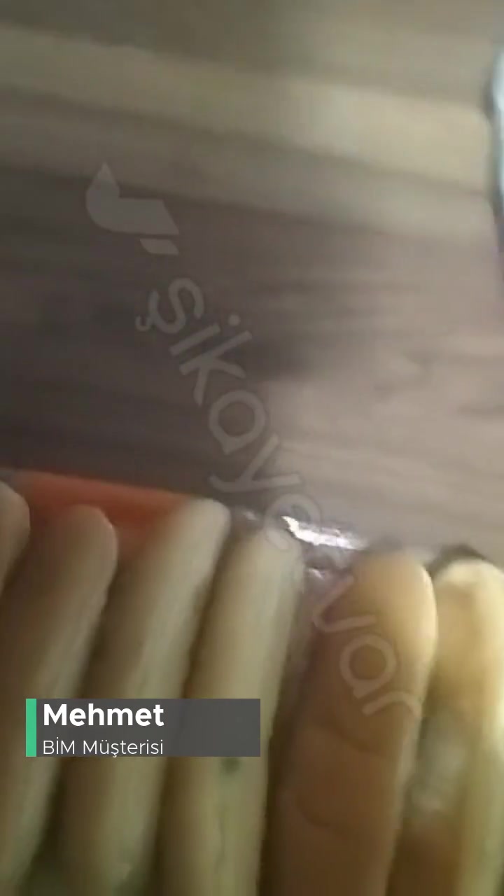 BİM Şikayetim Küflü Ekmek videonun kapak resmi